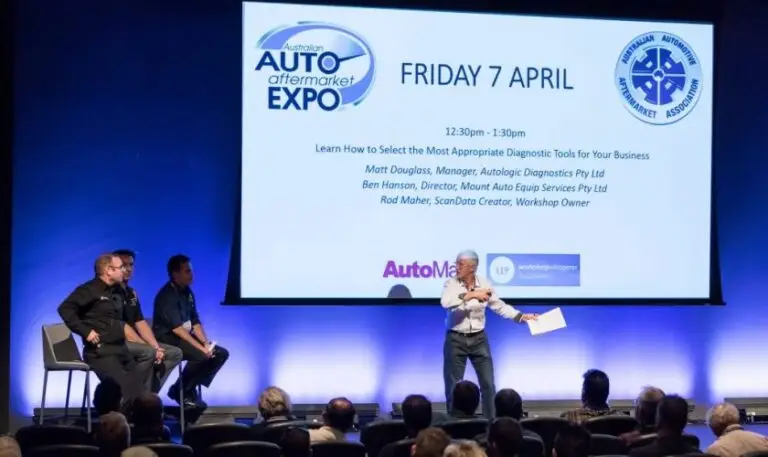 Seminars-017-1024x683-840x500