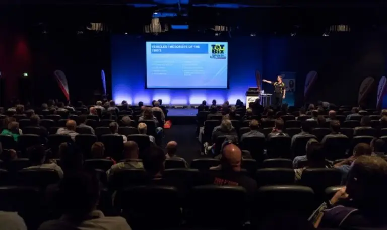 Seminars-023-1024x683-840x500